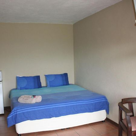 Columbus Guest House Mbombela Quarto foto