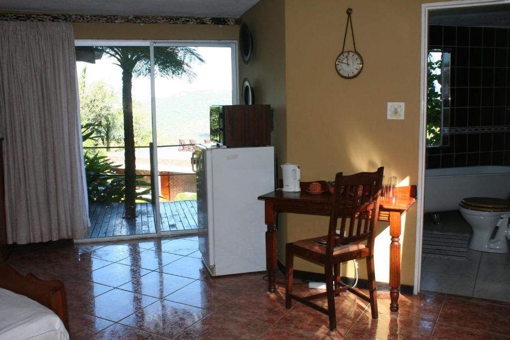 Columbus Guest House Mbombela Exterior foto